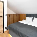 公寓 Dom Perelka W Karpaczu Kominek,sauna 卡尔帕奇